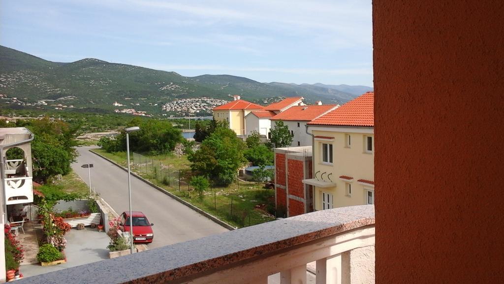 Apartments Jadranka Povile Нови Винодолски Стая снимка