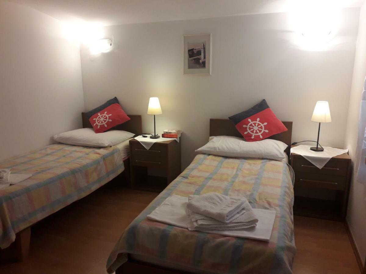 Apartments Jadranka Povile Нови Винодолски Екстериор снимка