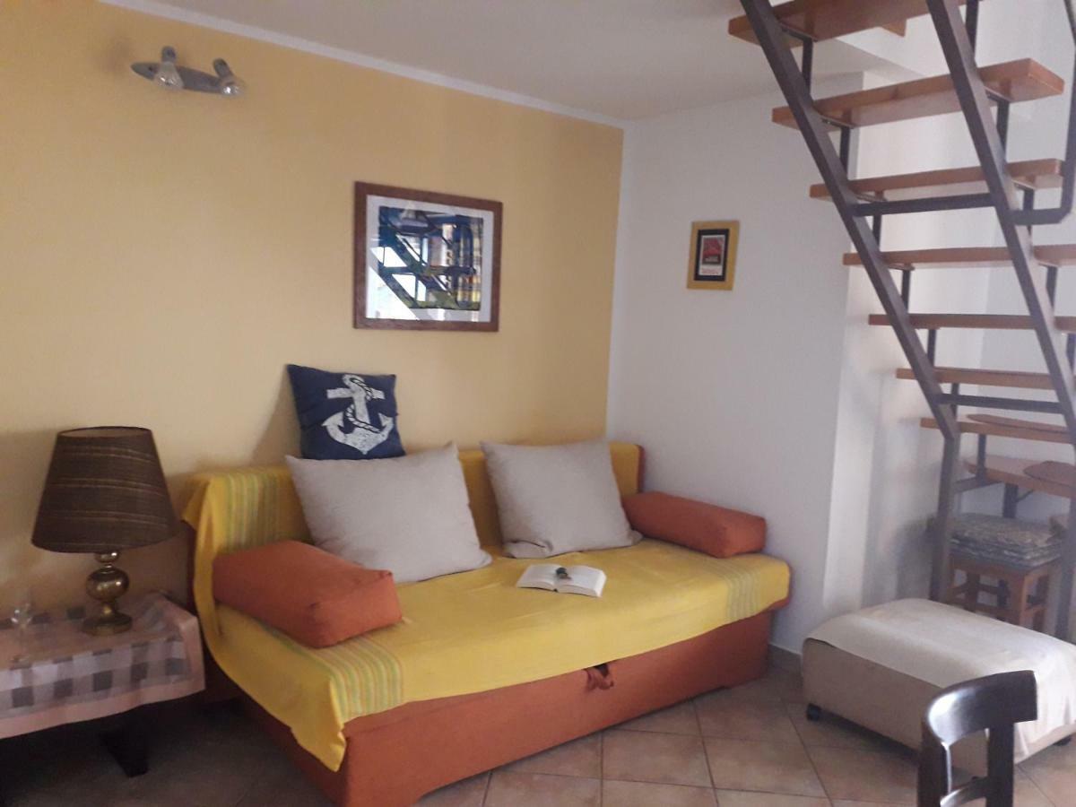 Apartments Jadranka Povile Нови Винодолски Екстериор снимка